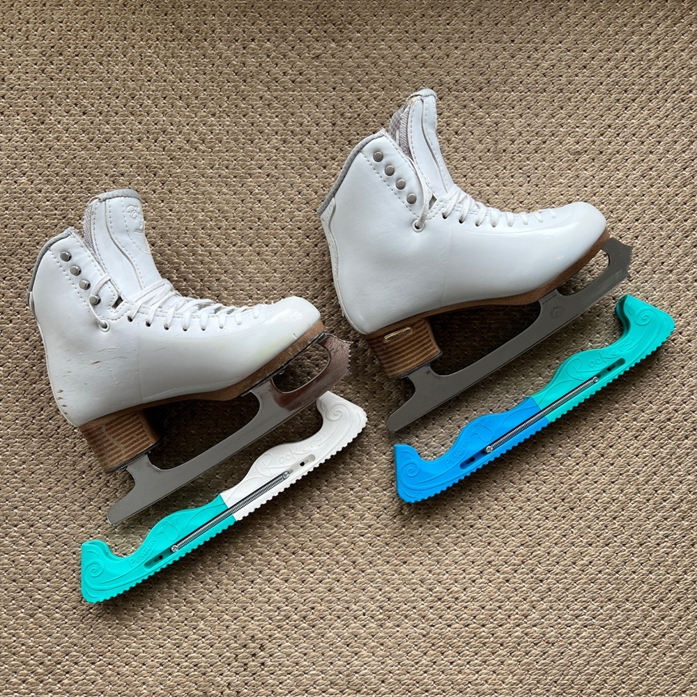 Jackson Entre Ice Skates Size 4.5R with John Wilson Coronation Ace 8.75” blades